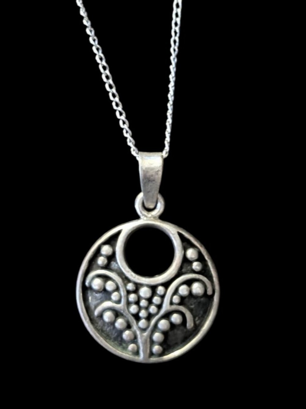 925 Sterling Silver Raised Pattern 23mm High Pendant 18.5" Long Chain Necklace